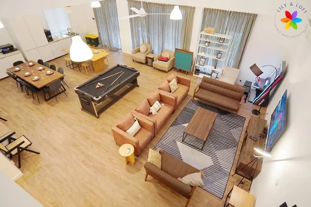 30P White House Retreat - Pool & Event Hall Kuala Lumpur Villa