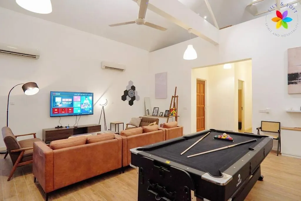 30P White House Retreat - Pool & Event Hall Kuala Lumpur Villa