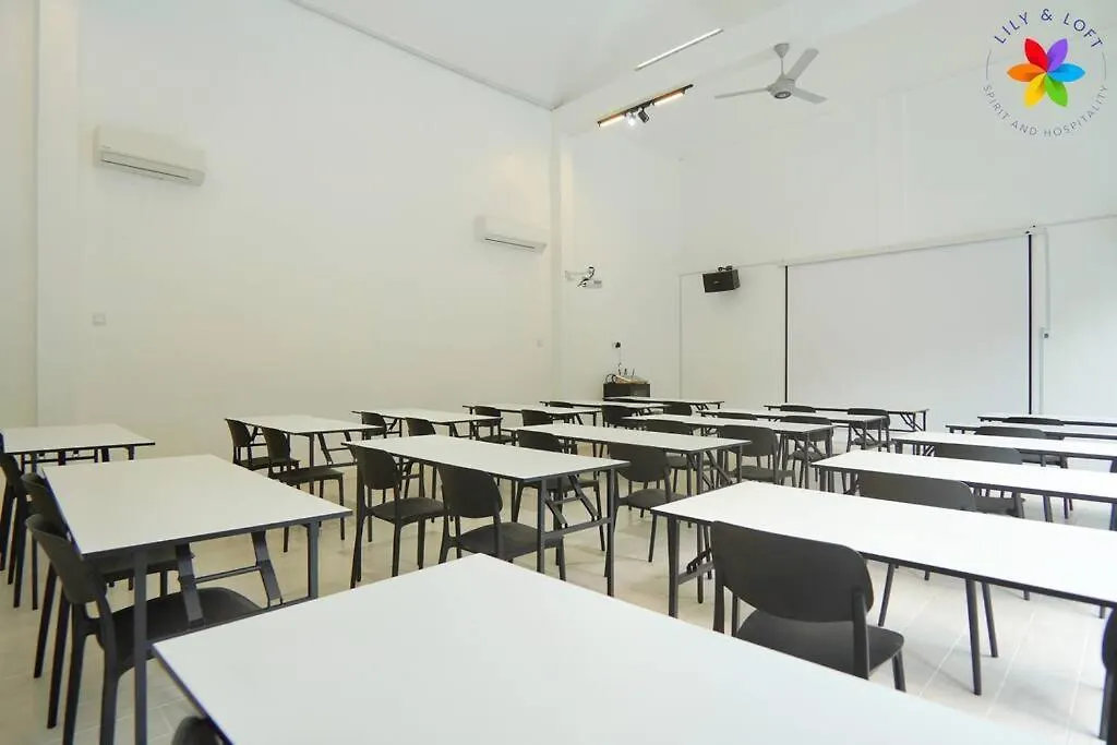 Villa 30P White House Retreat - Pool & Event Hall Kuala Lumpur