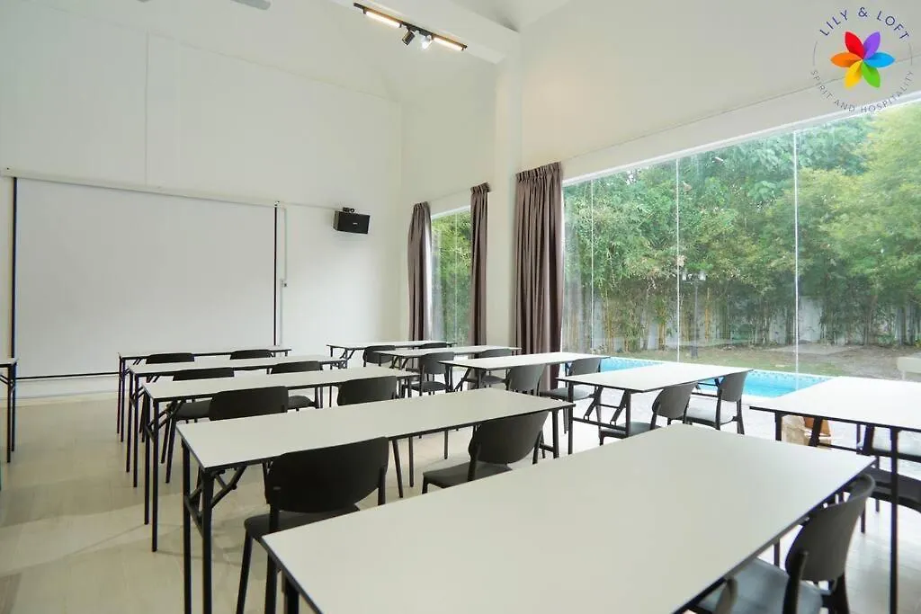 30P White House Retreat - Pool & Event Hall Kuala Lumpur Villa