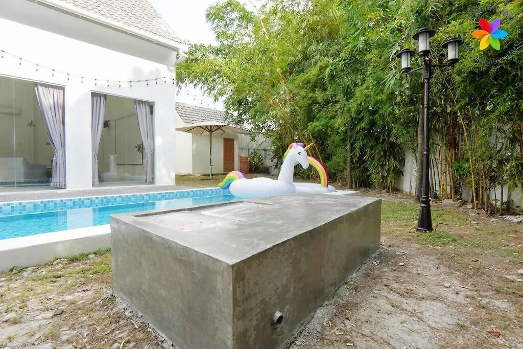 30P White House Retreat - Pool & Event Hall Kuala Lumpur 0*,  Malaysia